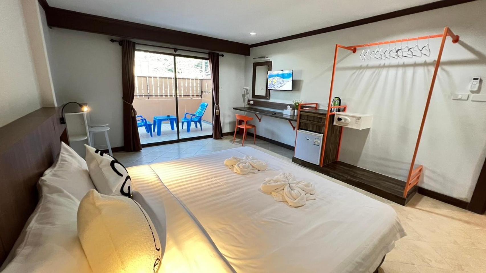 Hotel My Friend'S House Karon Extérieur photo