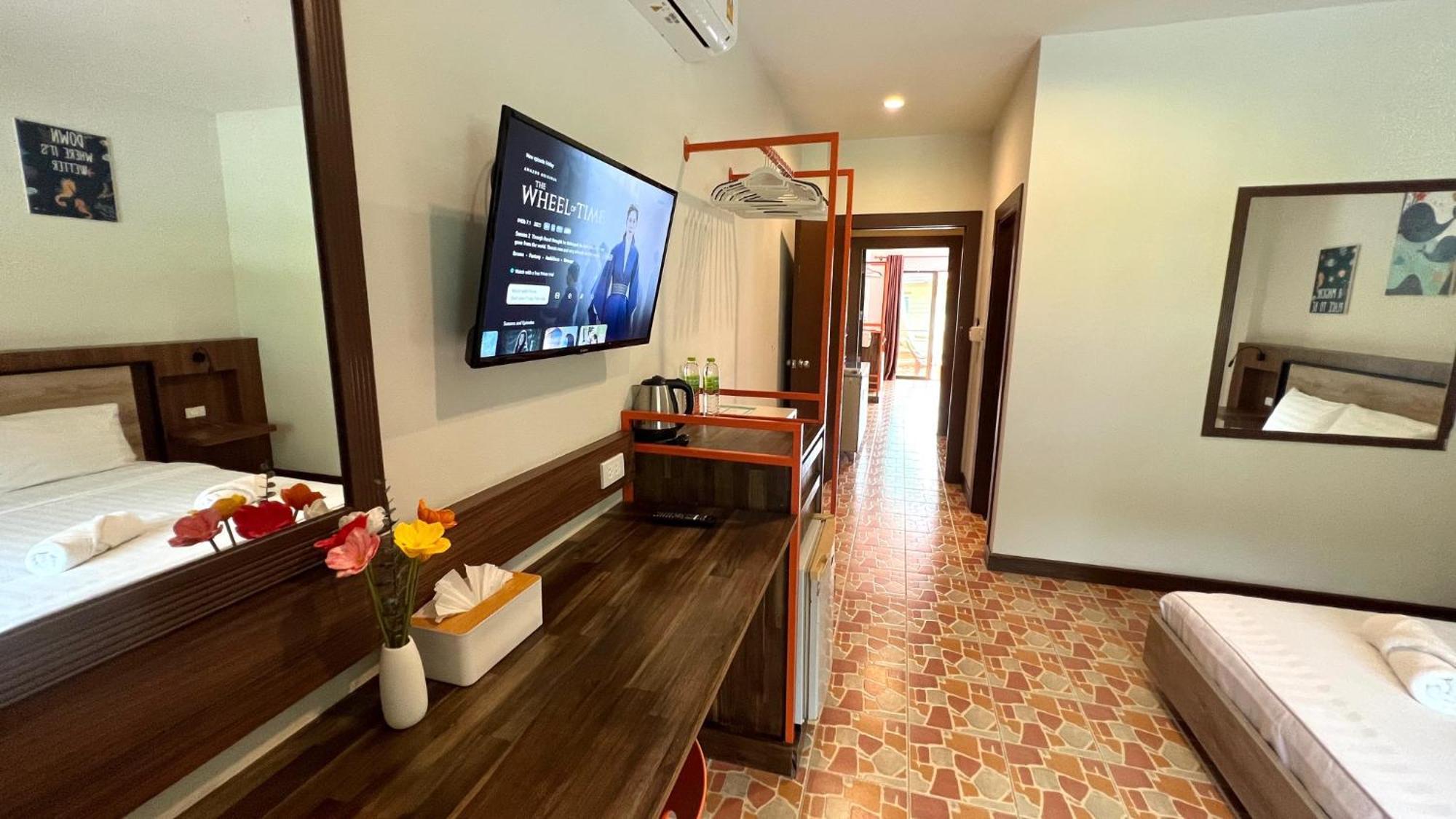 Hotel My Friend'S House Karon Extérieur photo