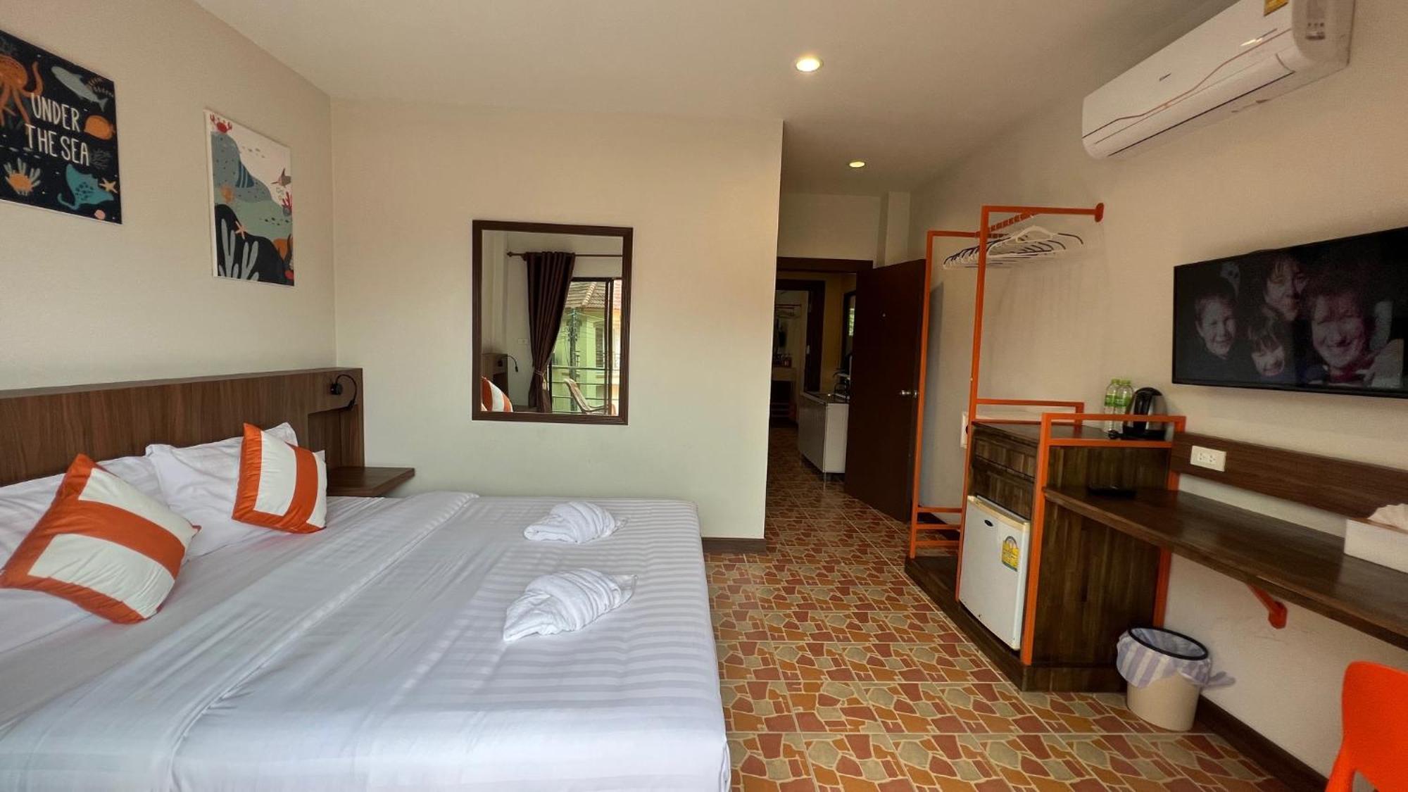 Hotel My Friend'S House Karon Extérieur photo
